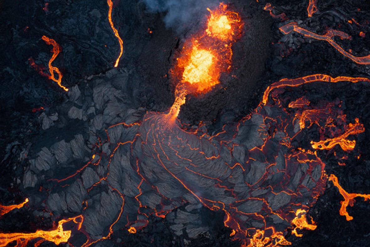 В Ісландії виставили на продаж прокинувся вулкан Фаградальсфьядль