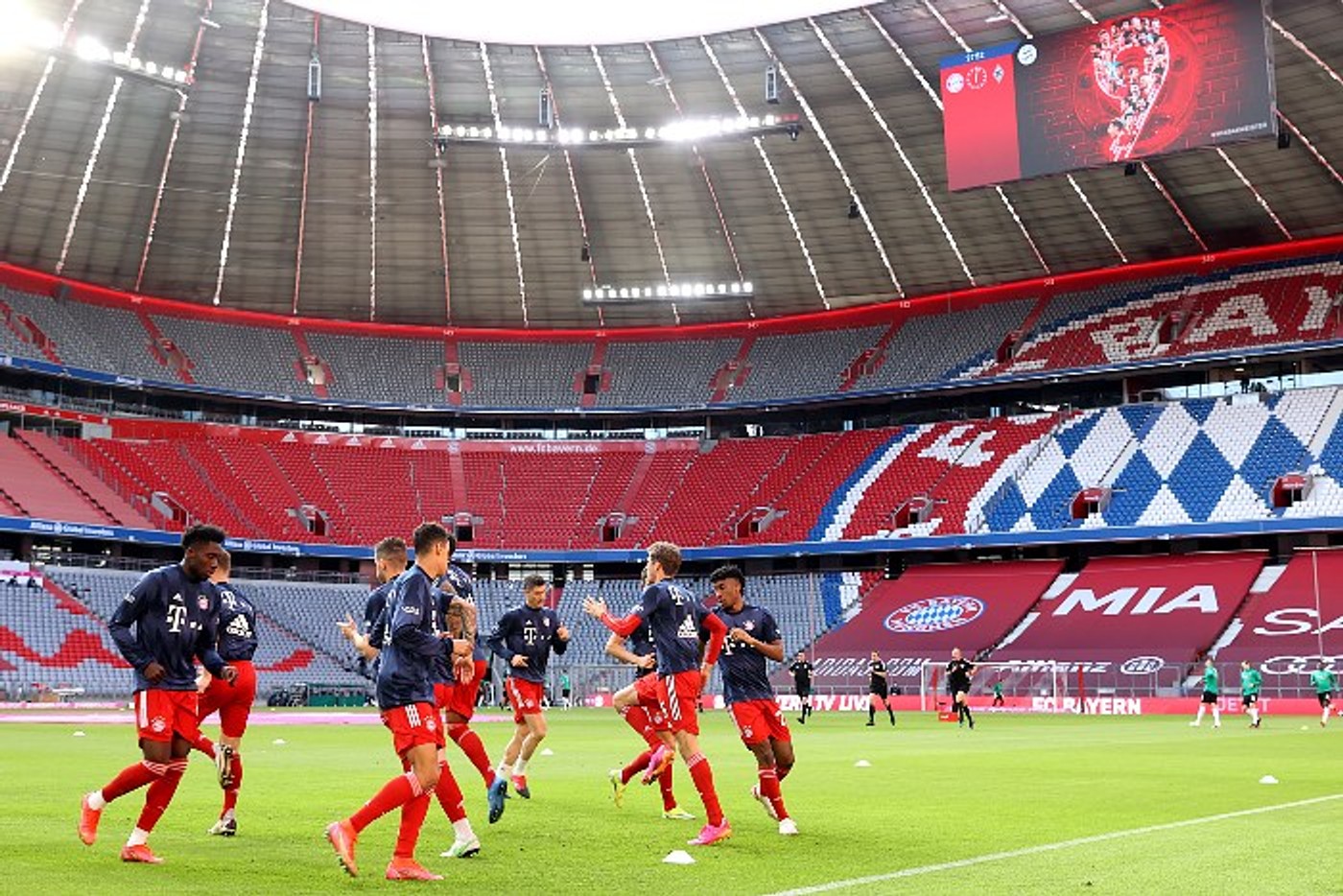 Мюнхенська «Баварія» в дев'ятий раз поспіль виграла чемпіонат Німеччини з футболу