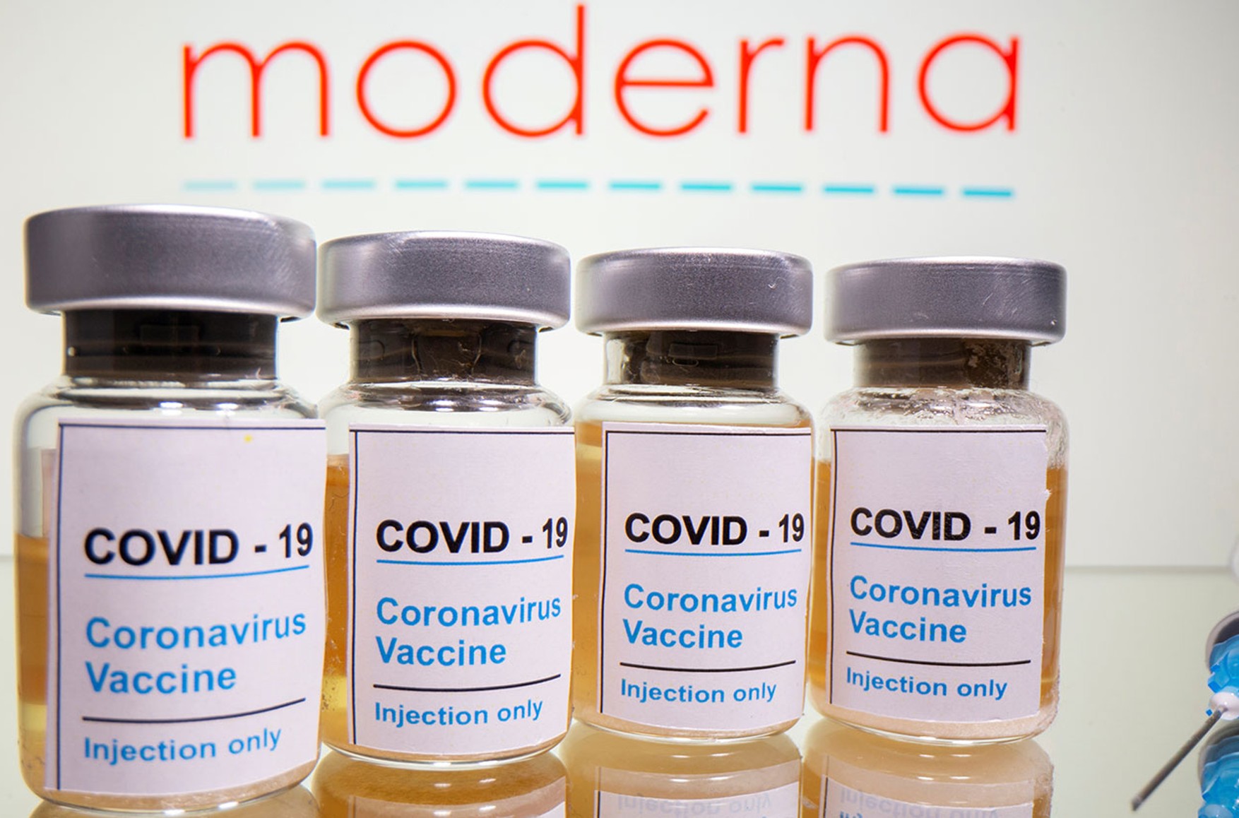 Moderna повідомила, що її вакцина від коронавируса ефективна проти нових штамів, в тому числа проти «дельта»