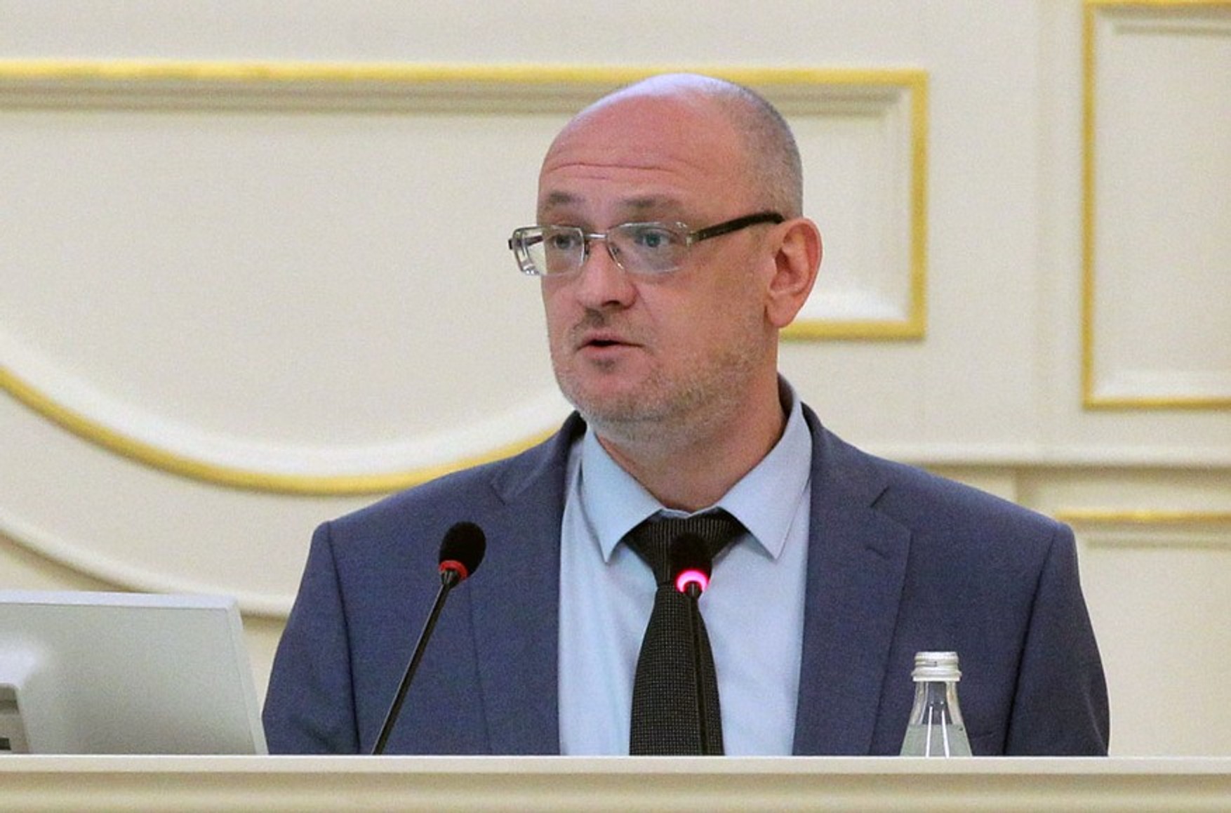 Депутата Максима Резника відправили під домашній арешт у справі про наркотики