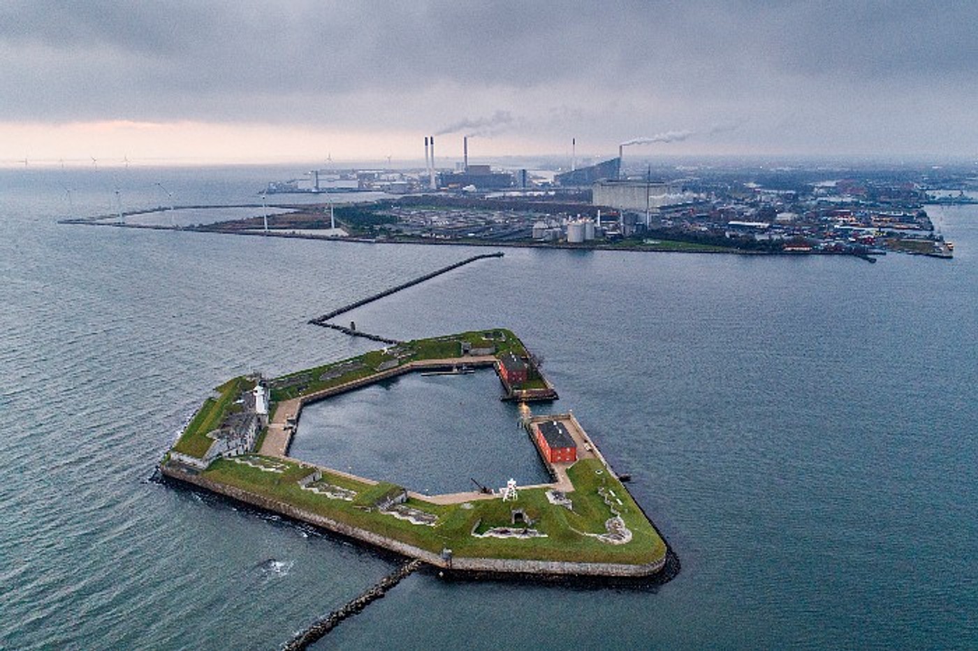 Влада Данії схвалили будівництво гігантського острова біля Копенгагена