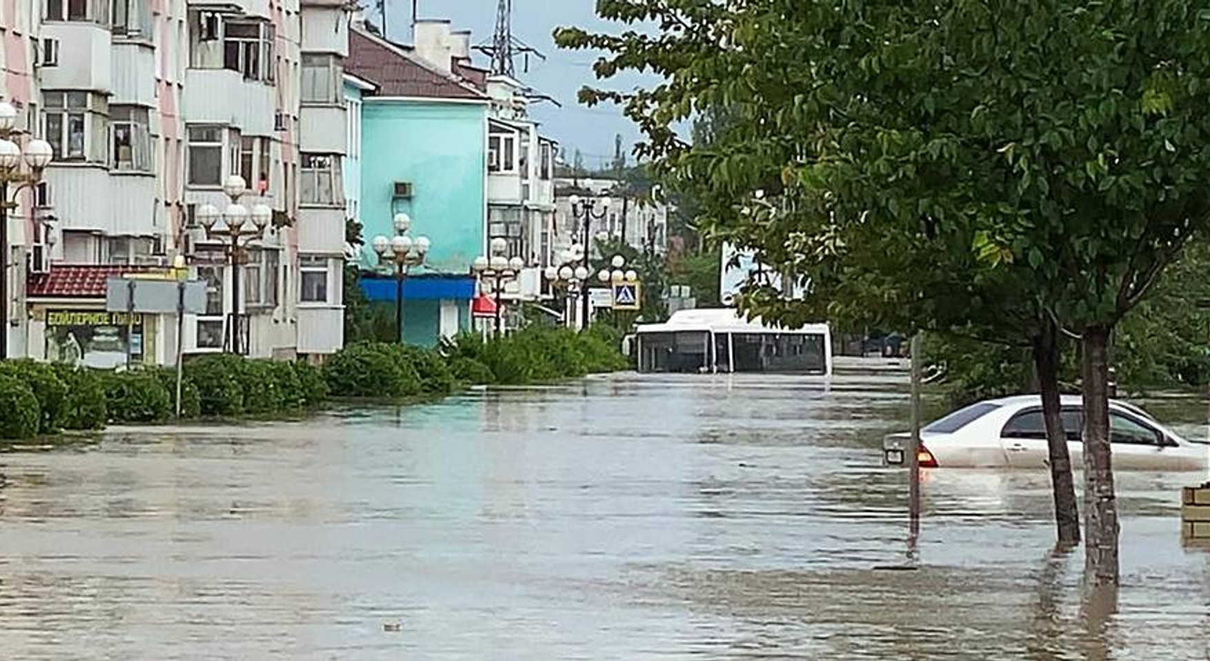 Влада Ялти вирішили відключити водопостачання в усьому регіоні
