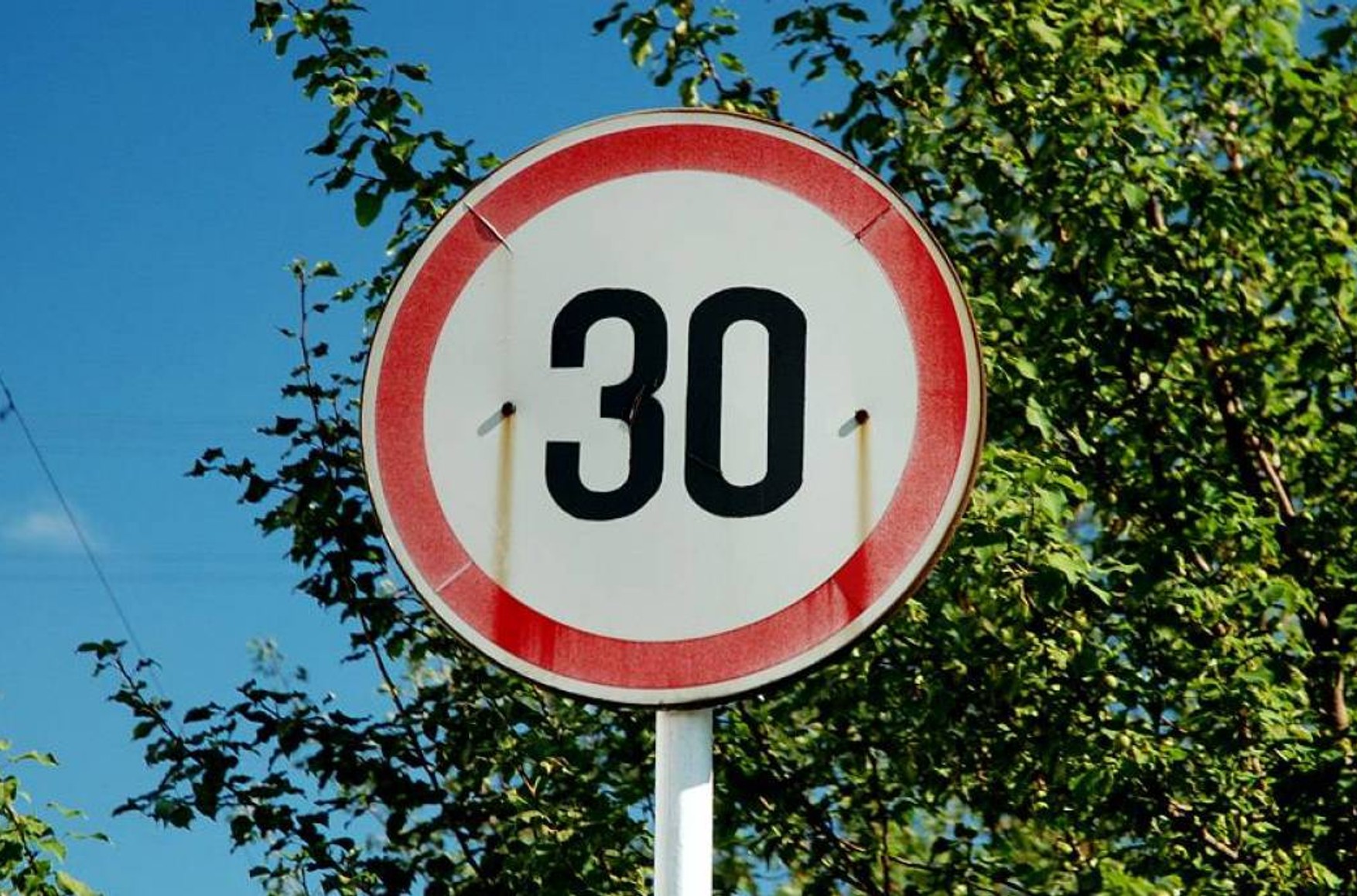 У ГИБДД підтримали зниження швидкості руху до 30 кілометрів на годину в містах та населених пунктах