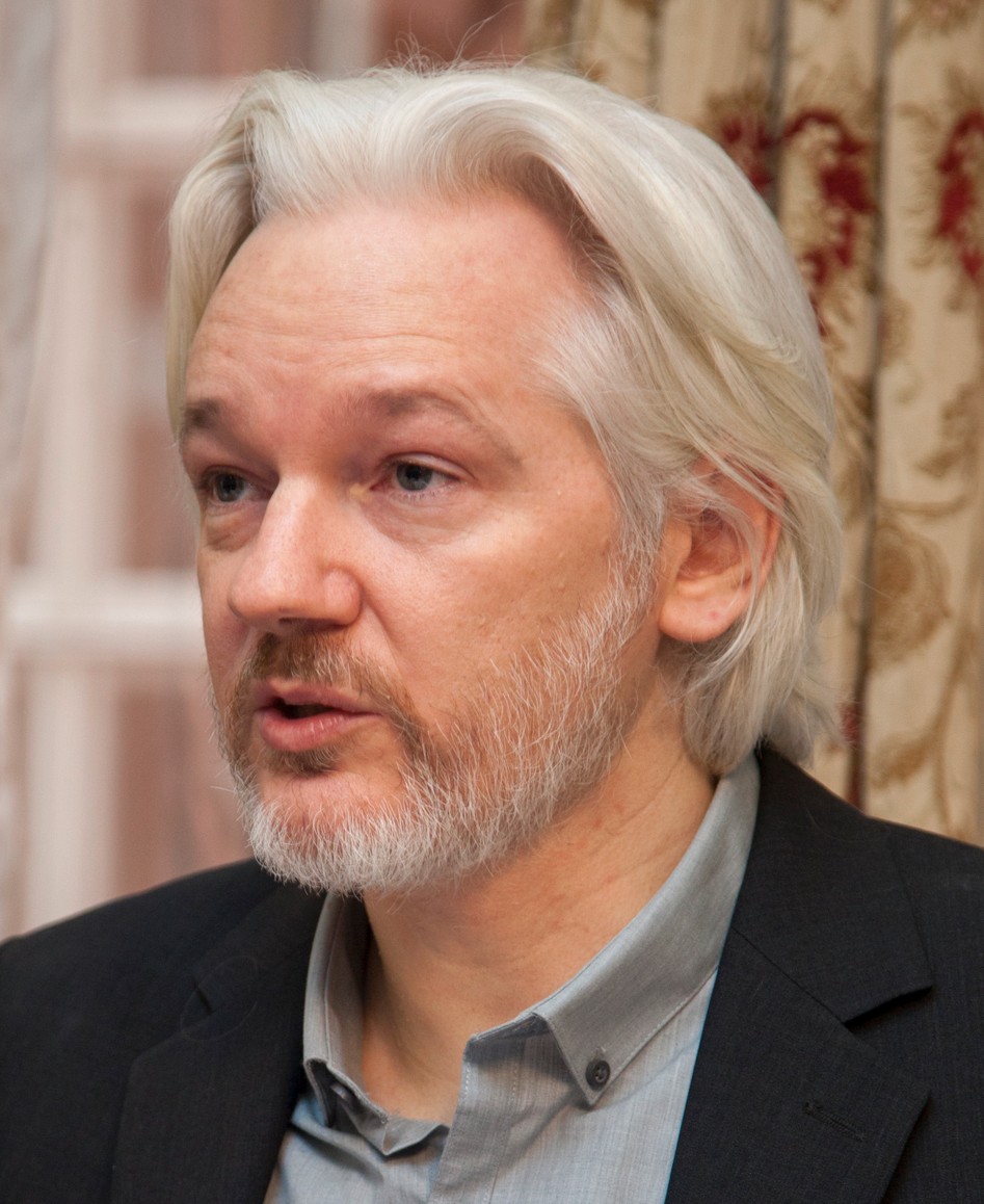 Суд позбавив засновника Wikileaks Джуліана Ассанжа громадянства Еквадору