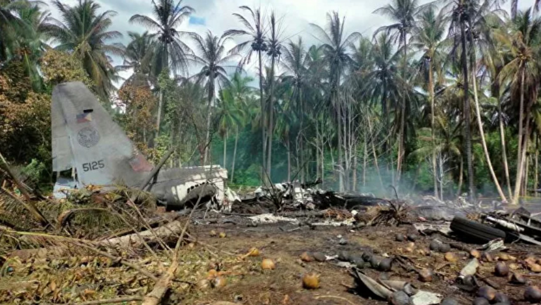 Число загиблих під час катастрофи літака на Філіппінах зросла до 29