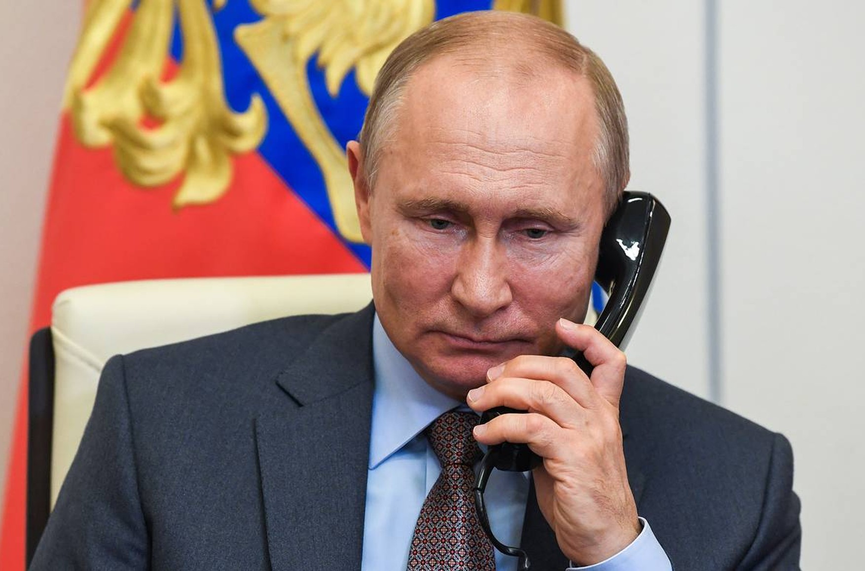 Байден зажадав від Путіна припинити хакерські атаки з Росії