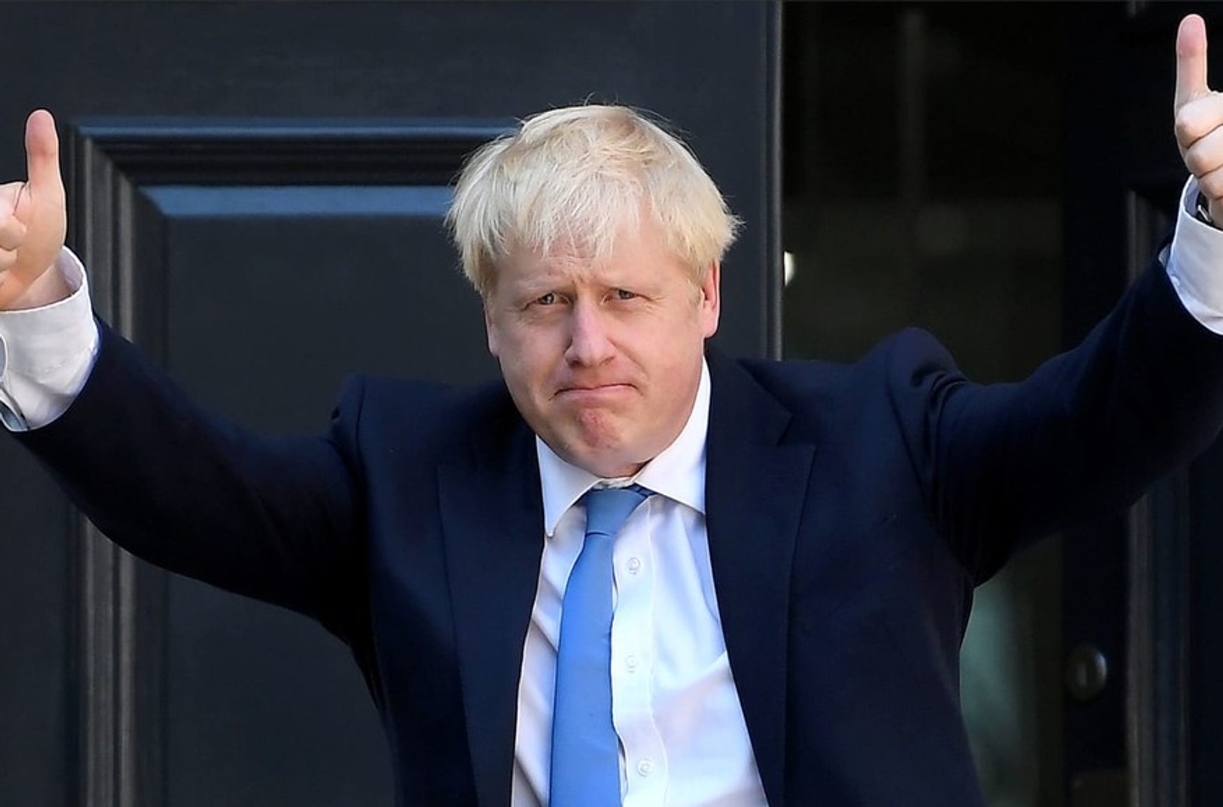 Прем'єр-міністр Великобританії Борис Джонсон частково відокремився через виявлений у міністра охорони здоров'я коронавируса