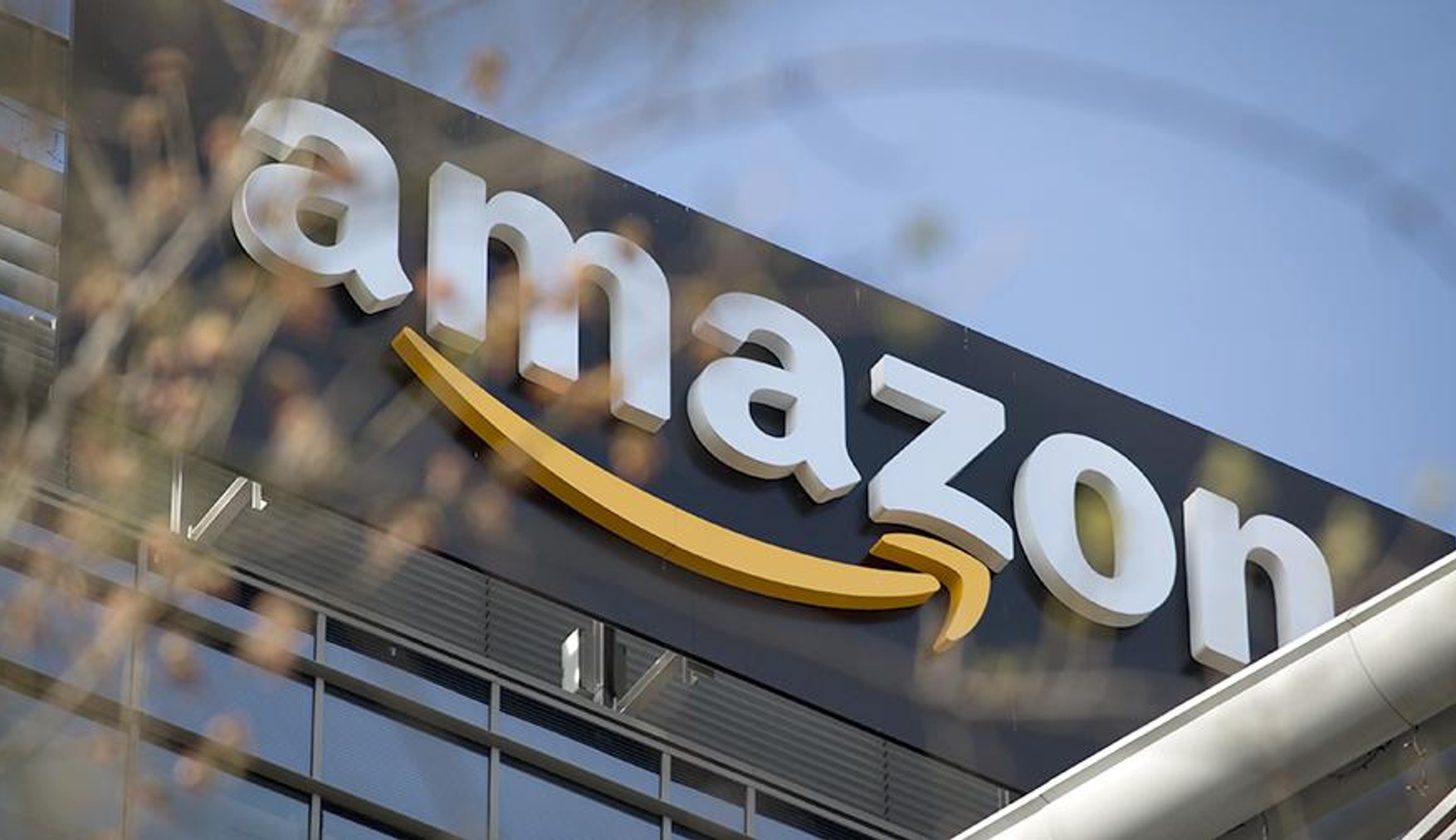 Люксембурзький регулятор оштрафував Amazon на € 746 млн за порушення регламенту щодо захисту даних