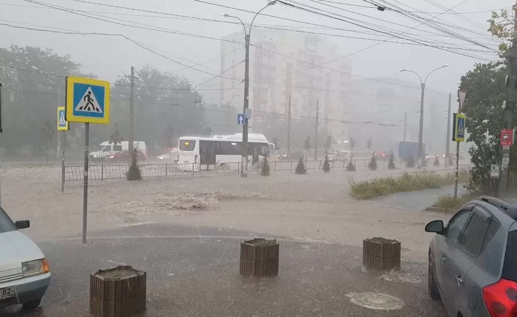 У Сімферополі за дві години випало більше місячної норми опадів