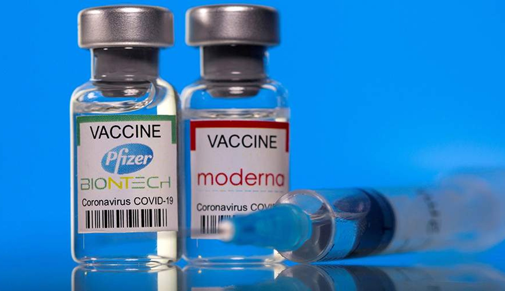 Вакцина Moderna виявилася в 2 рази ефективніше Pfizer - дослідження