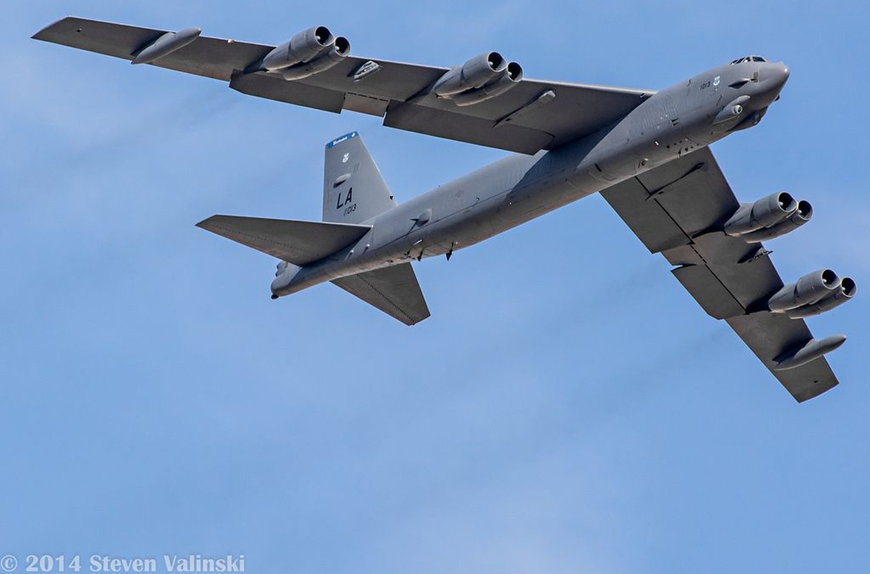 Влада США направила в Афганістан бомбардувальники B-52 для боротьби з бойовиками «Талібану»