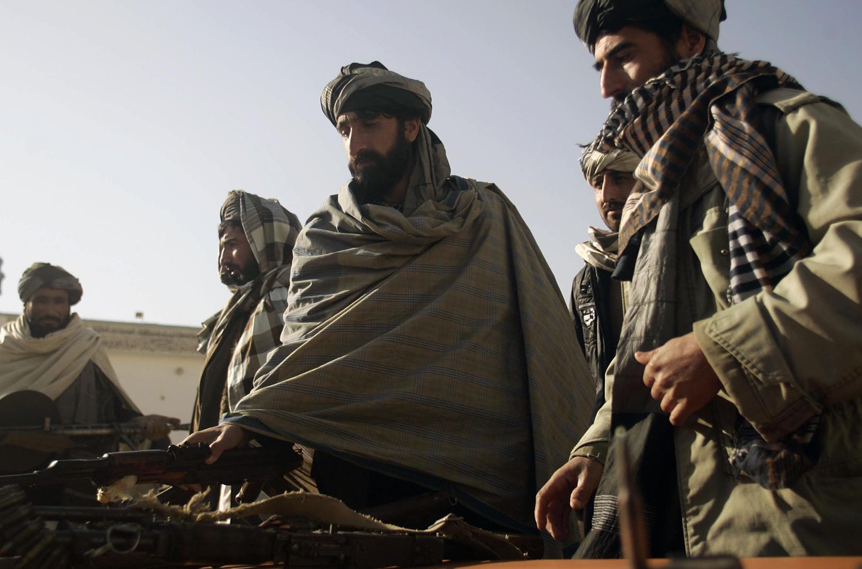 Терористичний рух «Талібан» захопило столицю провінції Фарах - Tolo News
