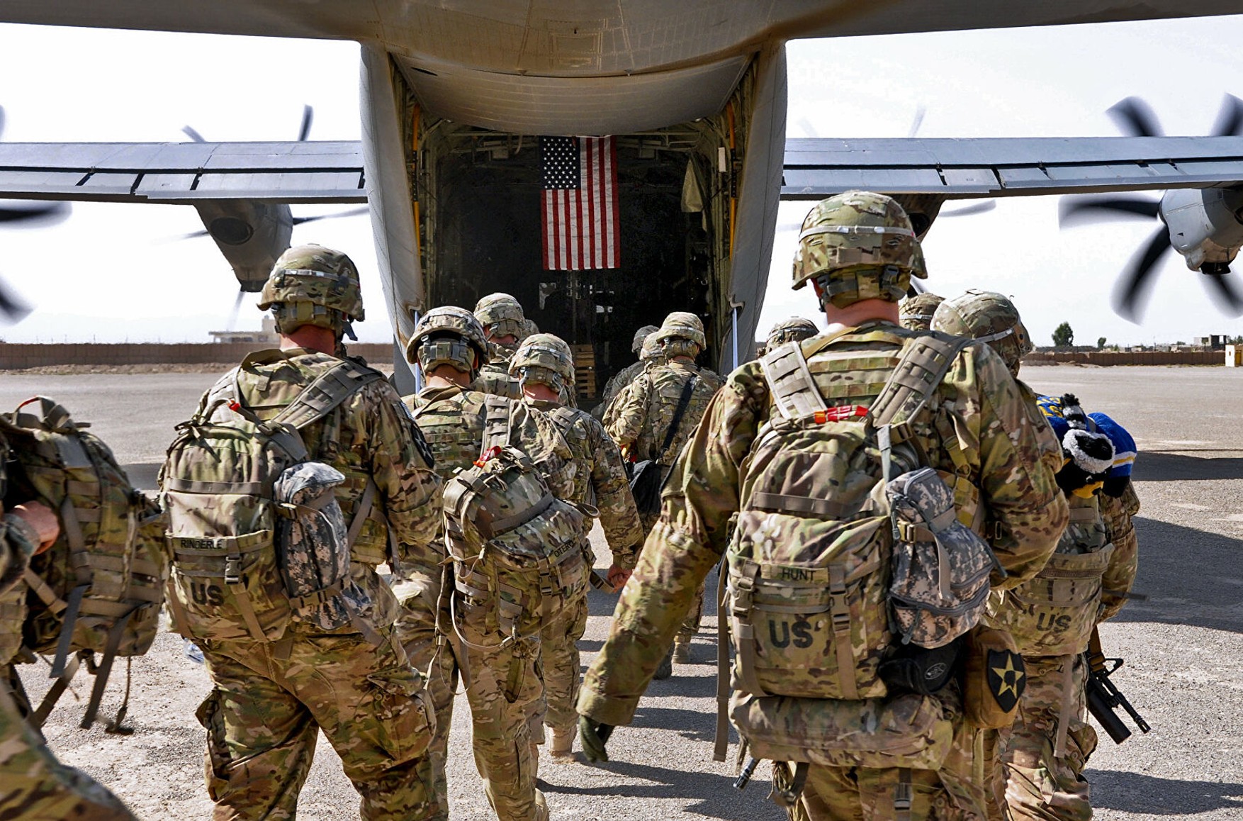 США тимчасово направлять війська в Кабул - Reuters