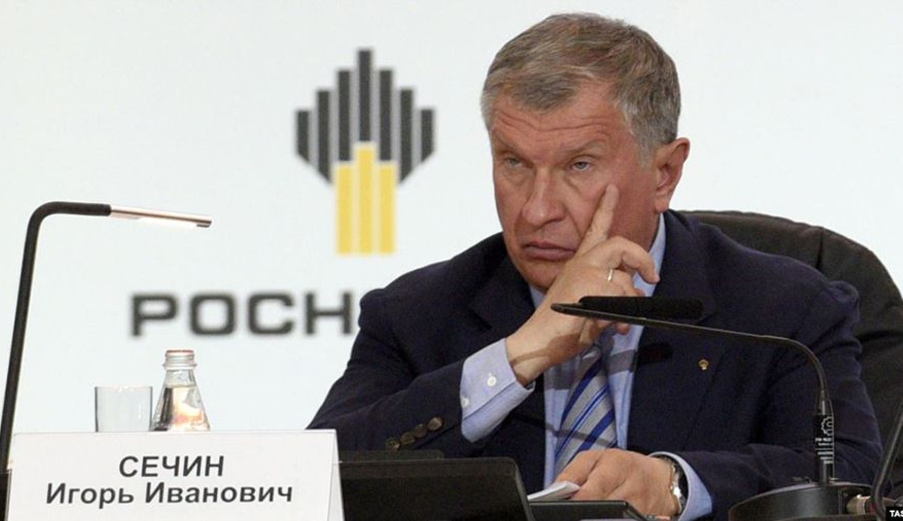 Суд зобов'язав «Собеседник» спростувати матеріал про «дачу Путіна» за позовом «Роснефти», яка вимагала 500 млн рублів