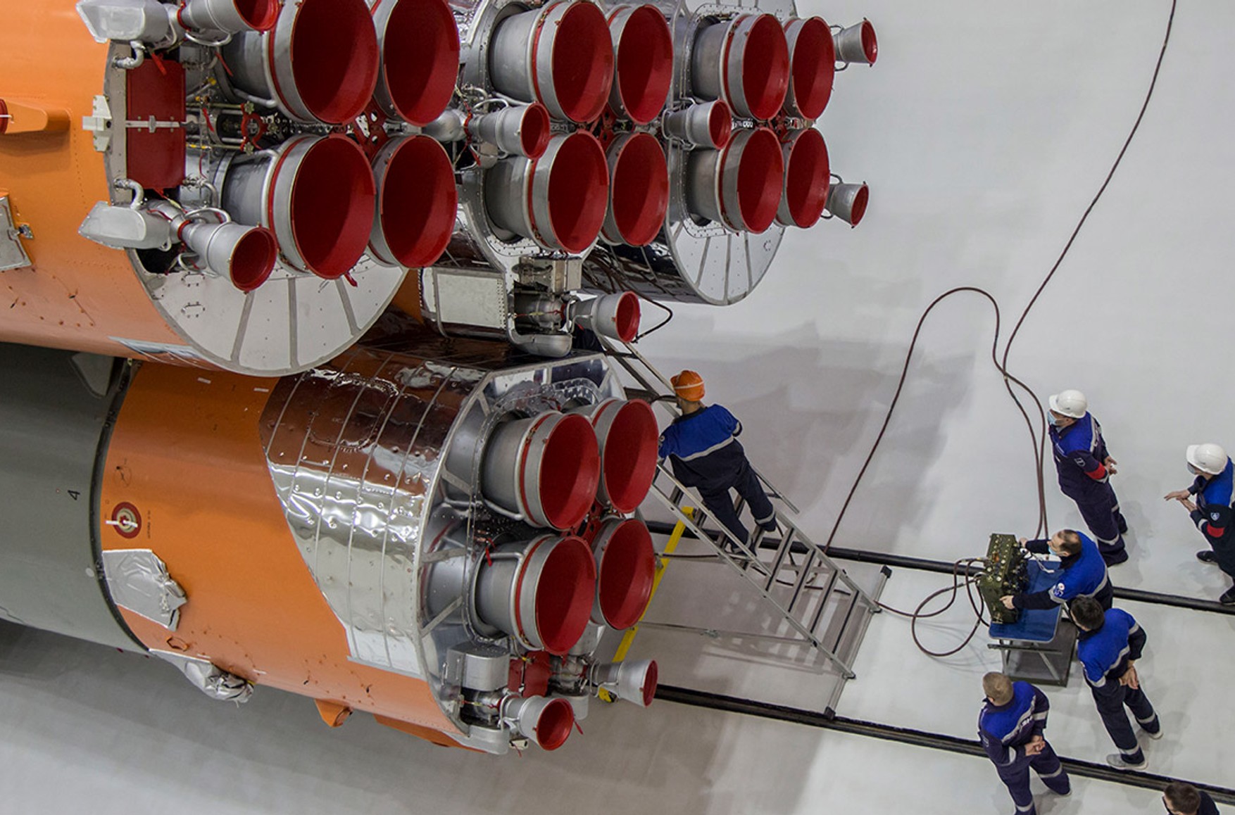 Росія припинила розробку надважкої ракети для польоту на Місяць
