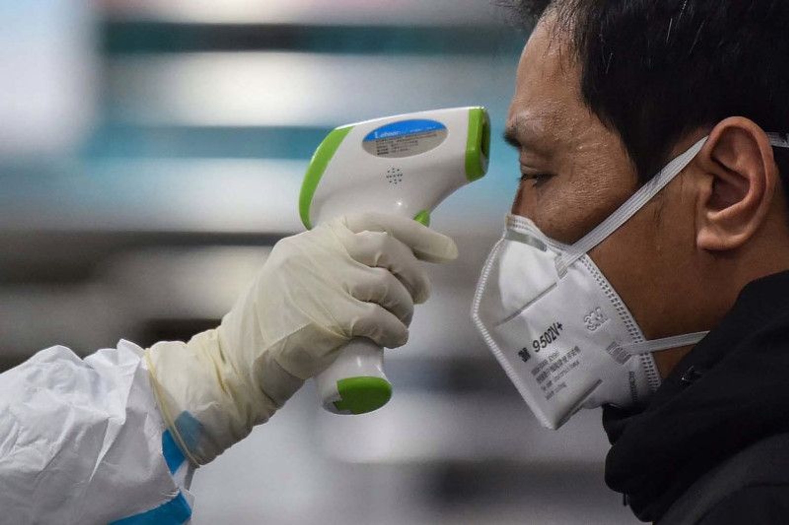 Житель В'єтнаму отримав 2,5 роки в'язниці за поширення коронавируса