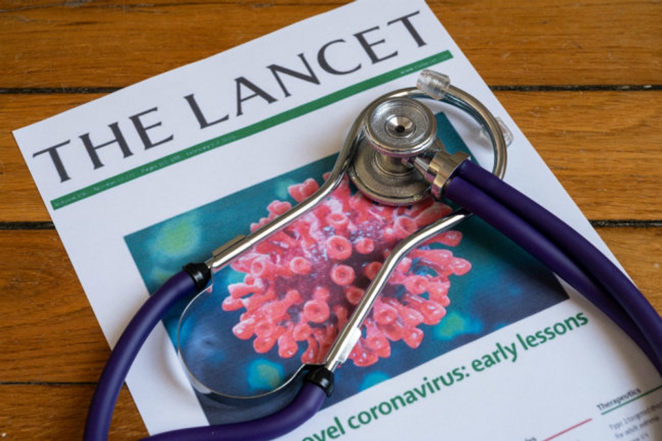 WSJ: Комісія журналу The Lancet розпустила групу вчених, які вивчали COVID-19, через підозри в упередженості