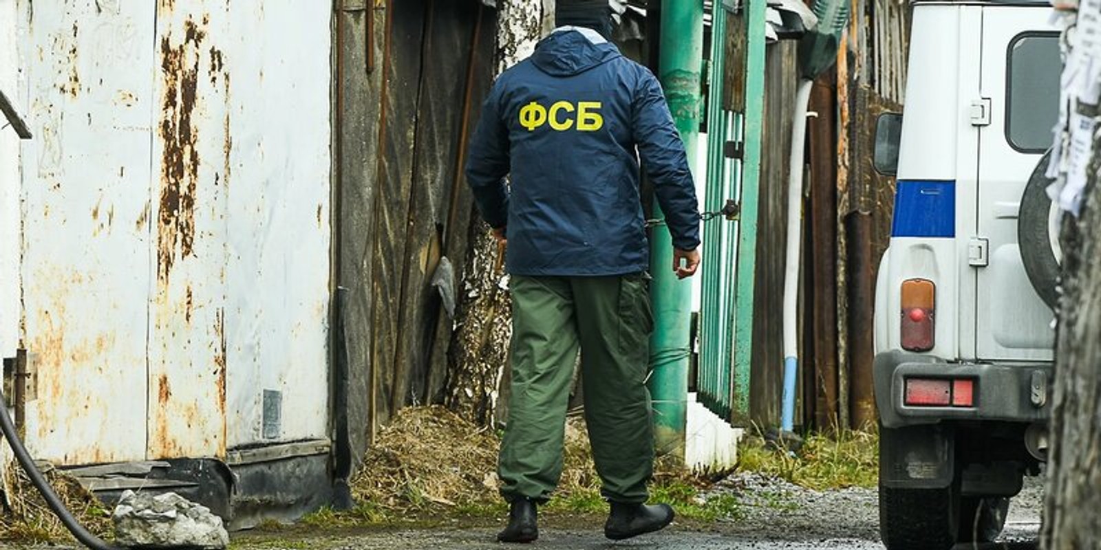 ФСБ відзвітувала про затримання 15 громадян Росії і Таджикистану в Єкатеринбурзі. П'ятьох заарештували, інших виженуть з країни