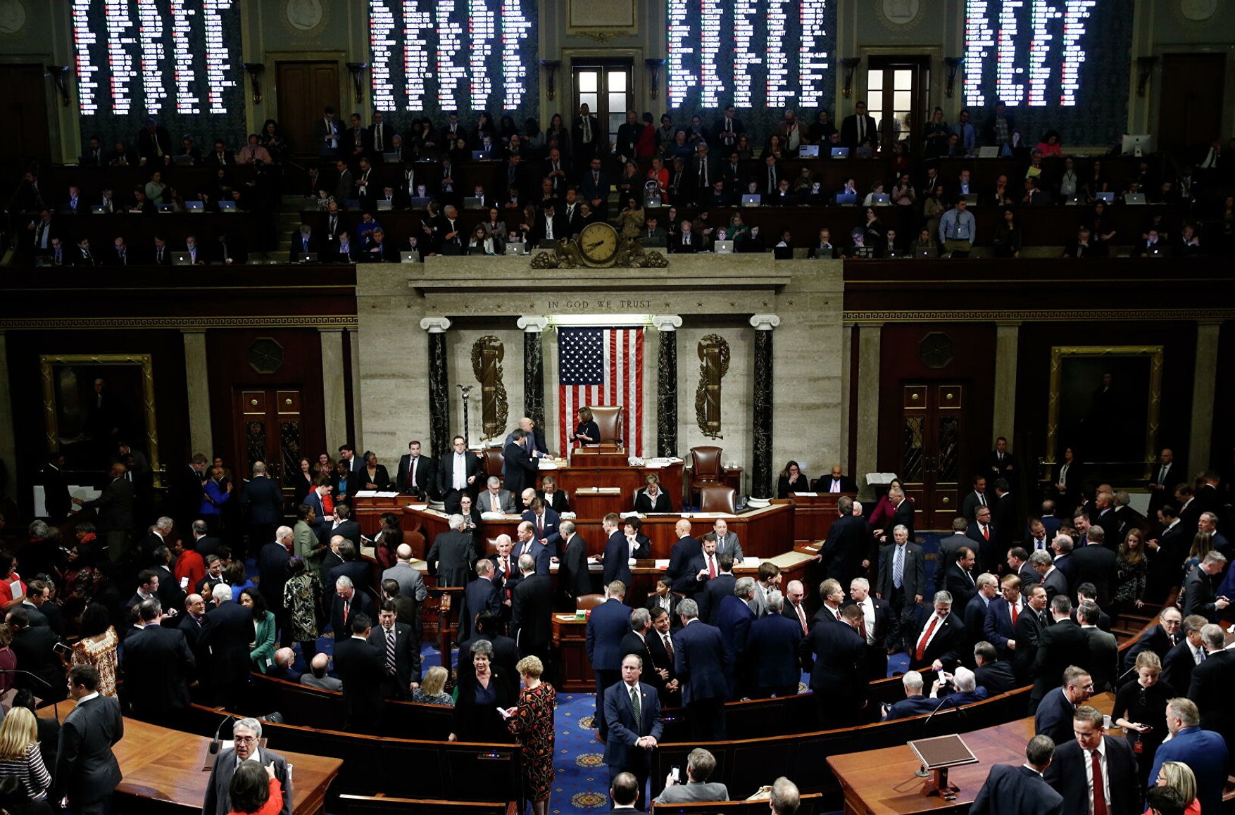 Конгрес США прийняв оборонний бюджет на 2022 рік, що передбачає санкції проти Росії
