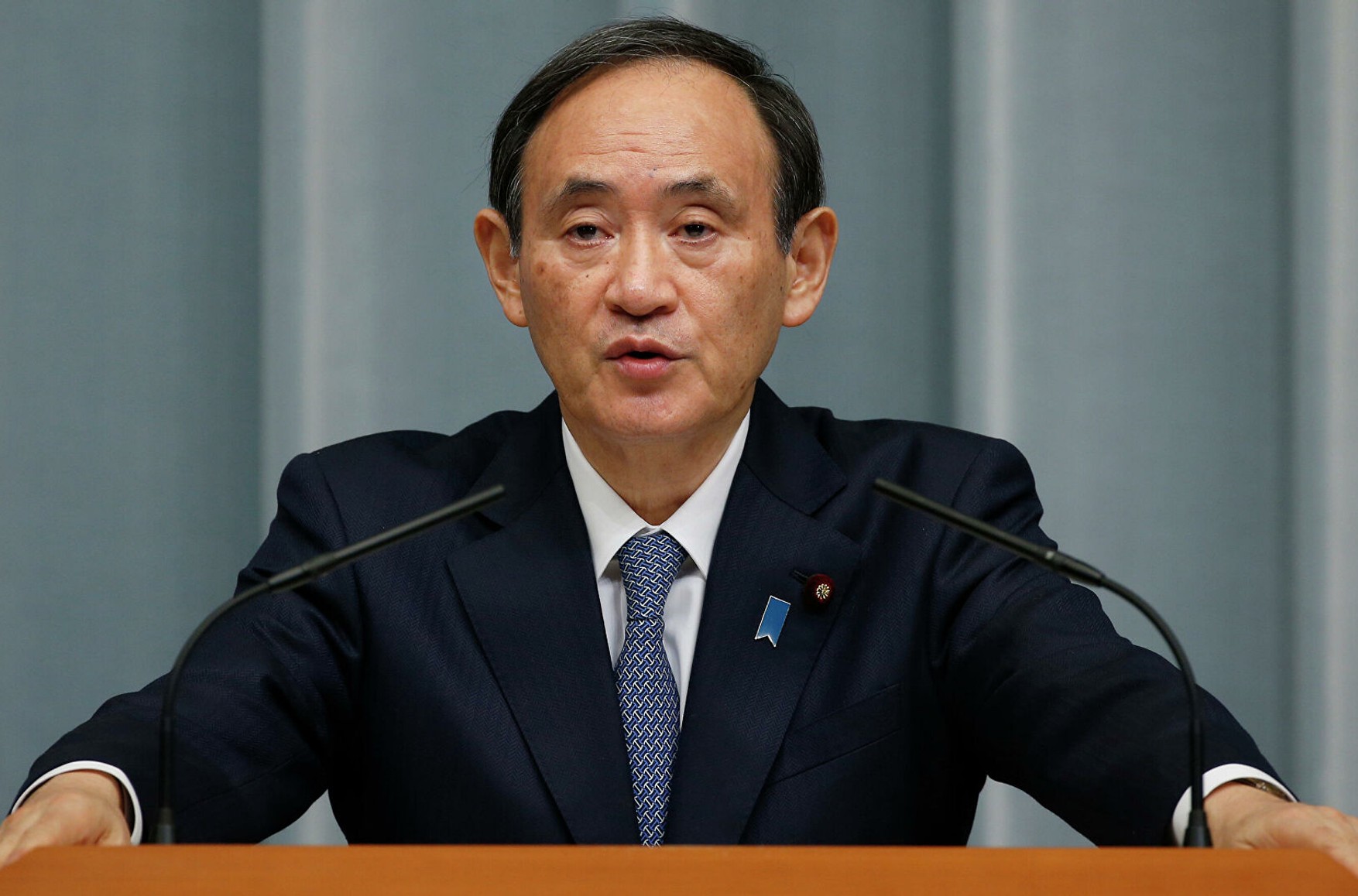 Прем'єр-міністр Японії оголосив про відставку після критики через Олімпіаду в Токіо