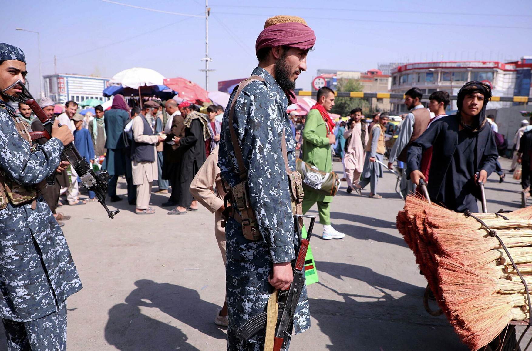Терористи з «Талібану» за допомогою зброї розігнали акцію протесту в Кабулі