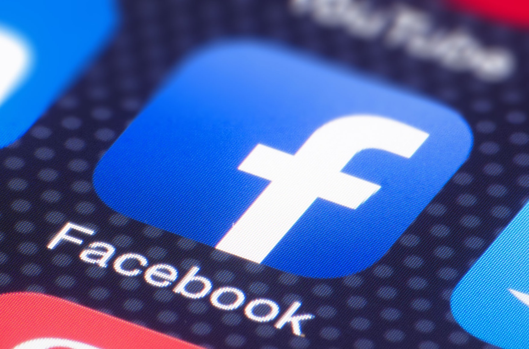 Великобританія оштрафувала Facebook на $ 70 млн у зв'язку з перевіркою покупки сервісу Giphy