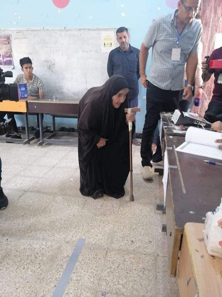 В Іраку дострокові вибори в парламент проходять при закритих кордонах і повітряному просторі