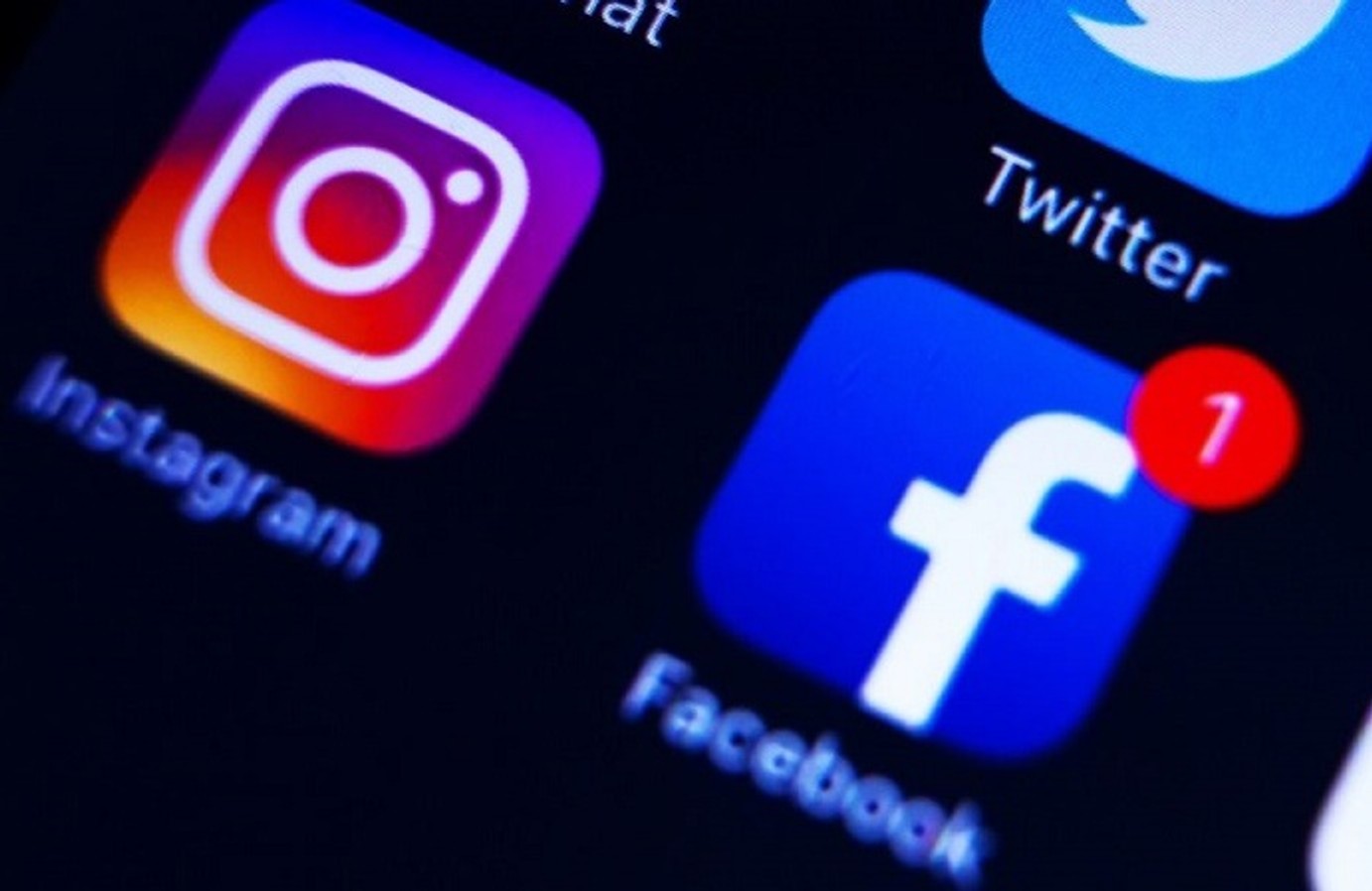 У роботі Facebook, Instagram і WhatsApp стався глобальний збій