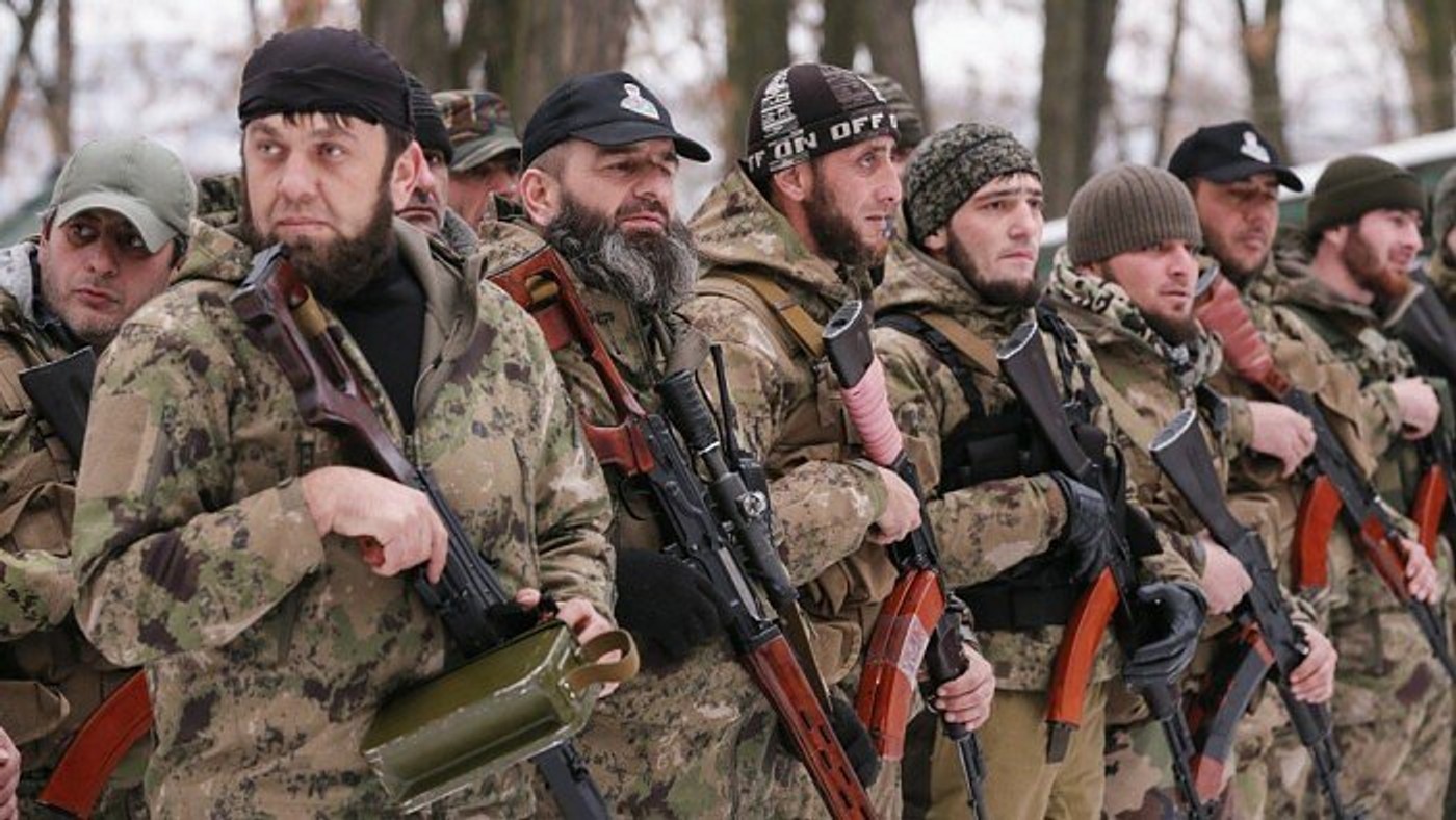 «Кроватки были еще теплые». Чеченский телеканал «Грозный» опубликовал доказательства попытки похищения украинских детей кадыровцами