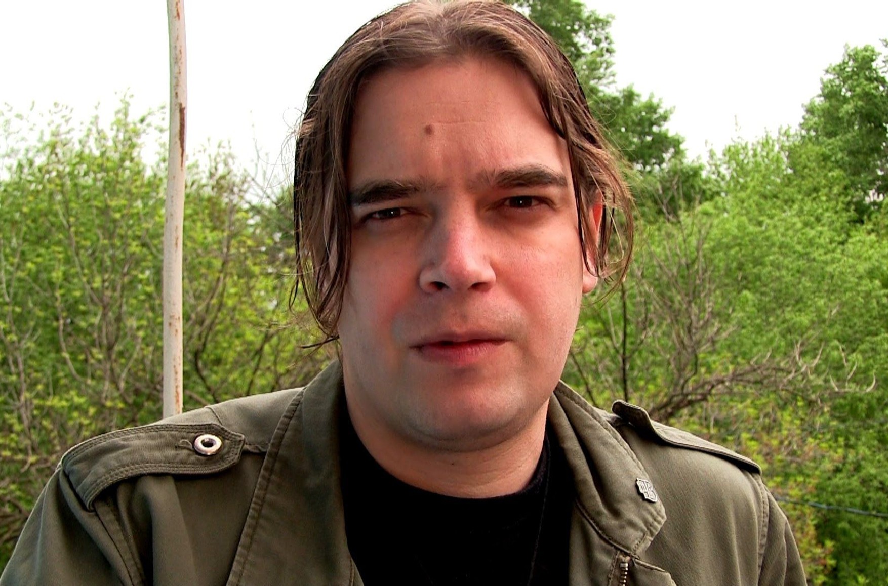 В Москве по делу о «дискредитации» армии задержан журналист Евгений Левкович