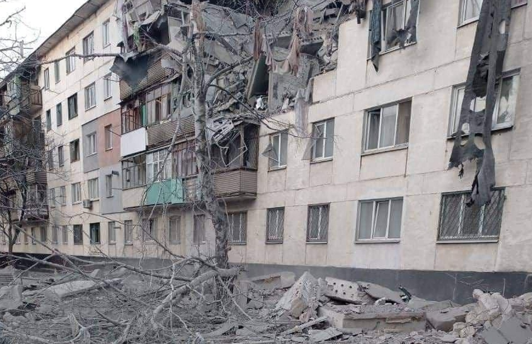 В результате российского ракетного удара по Одессе погибли 5 человек, включая трехмесячного ребенка — власти Украины