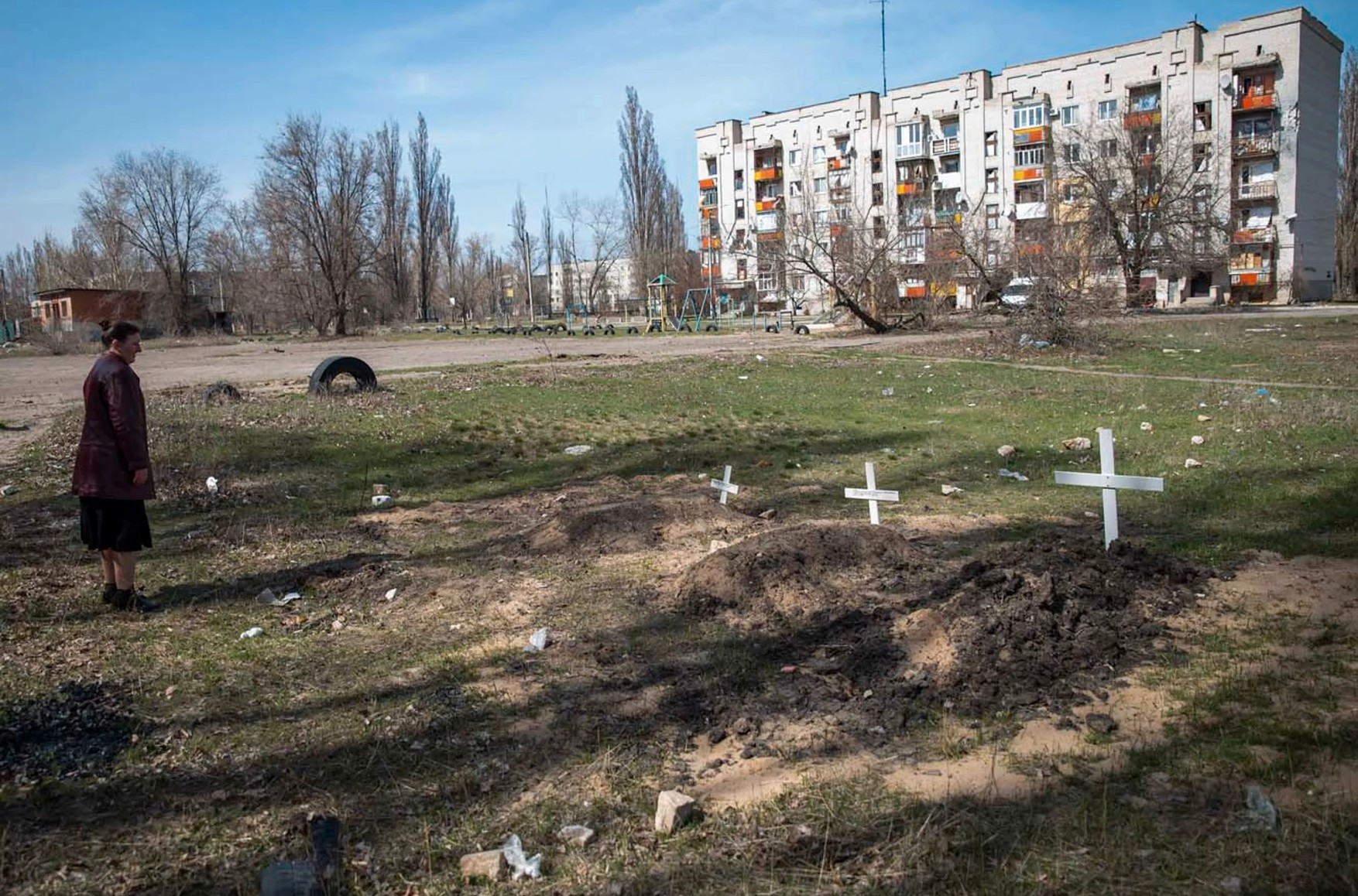 В Луганской области переполнены морги, хранить тела убитых приходится в подвалах — глава облгосадминистрации