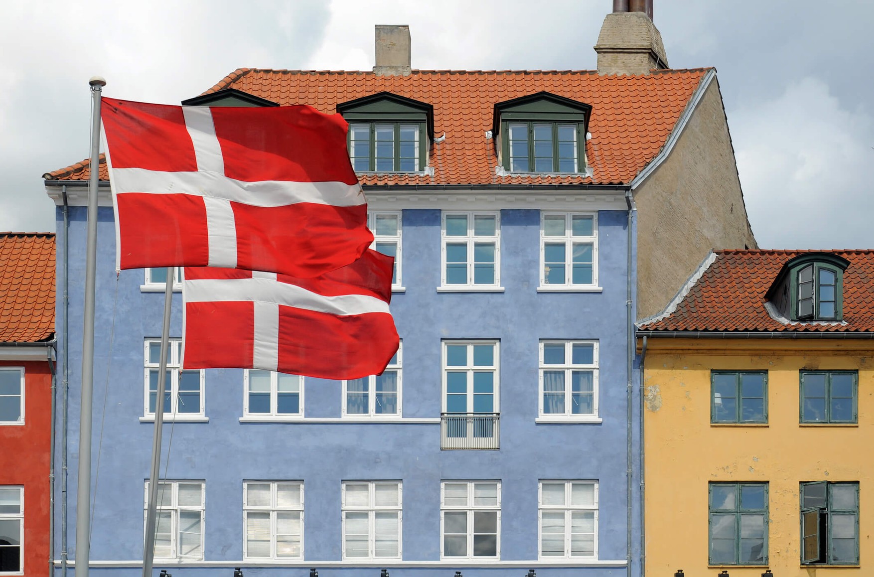 Дания объявила о высылке 15 российских дипломатов