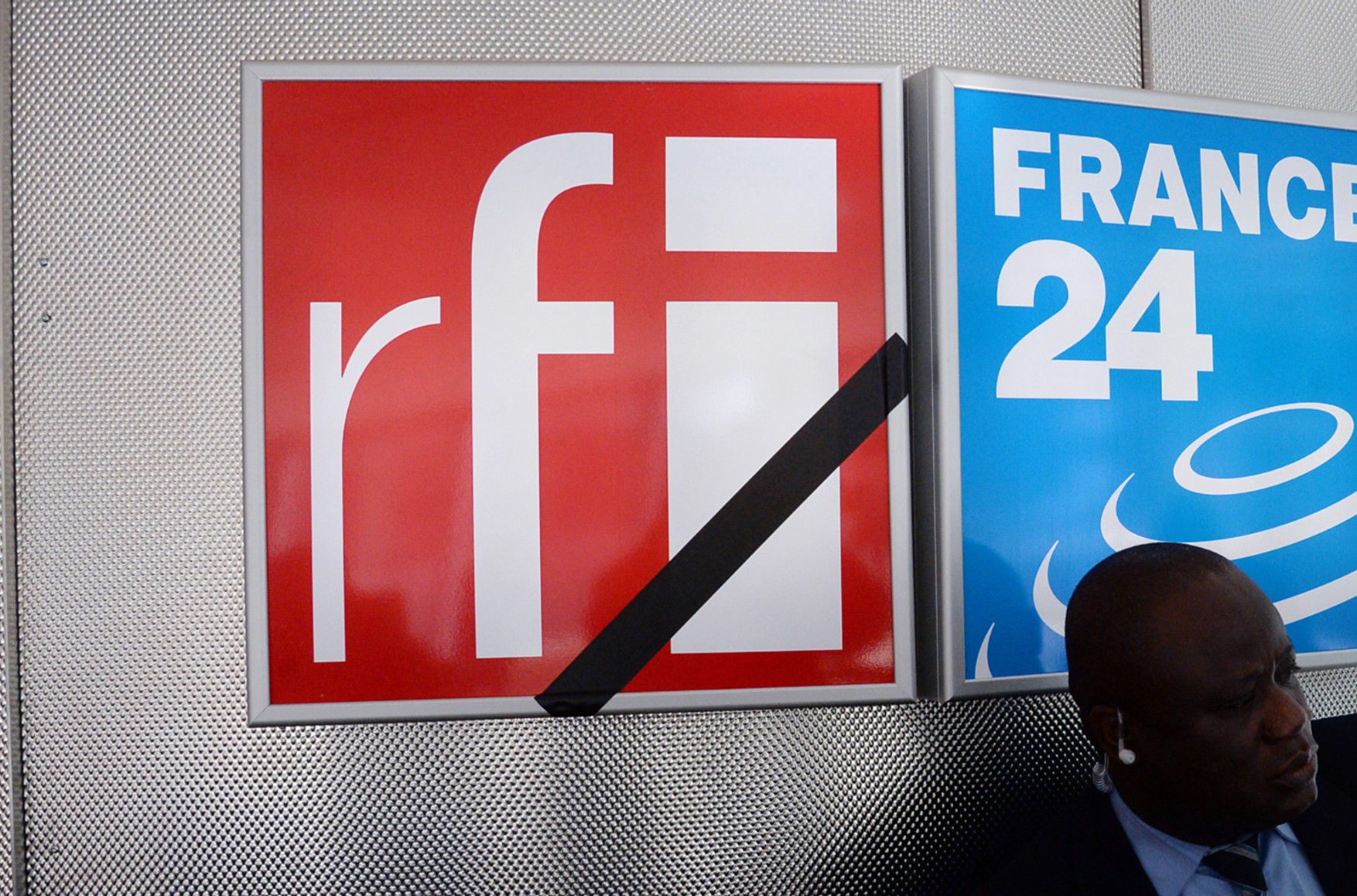 Роскомнадзор заблокировал сайт французского радио RFI