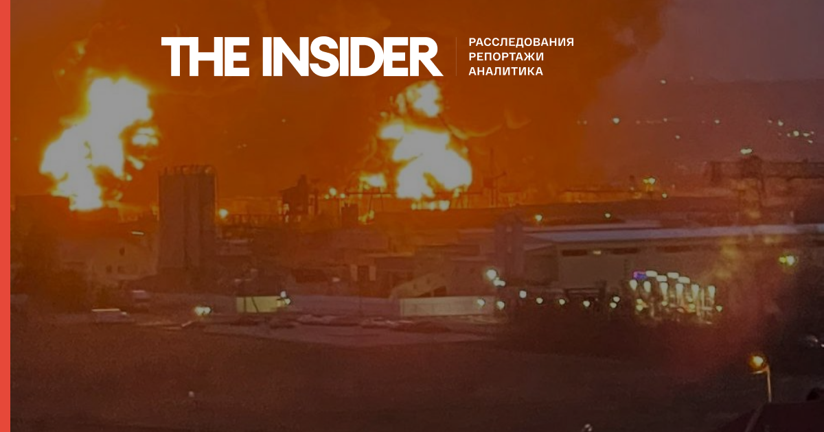 На нефтебазе в Белгороде начался пожар. Губернатор региона утверждает, что возгорание произошло из-за авиаудара ВС Украины