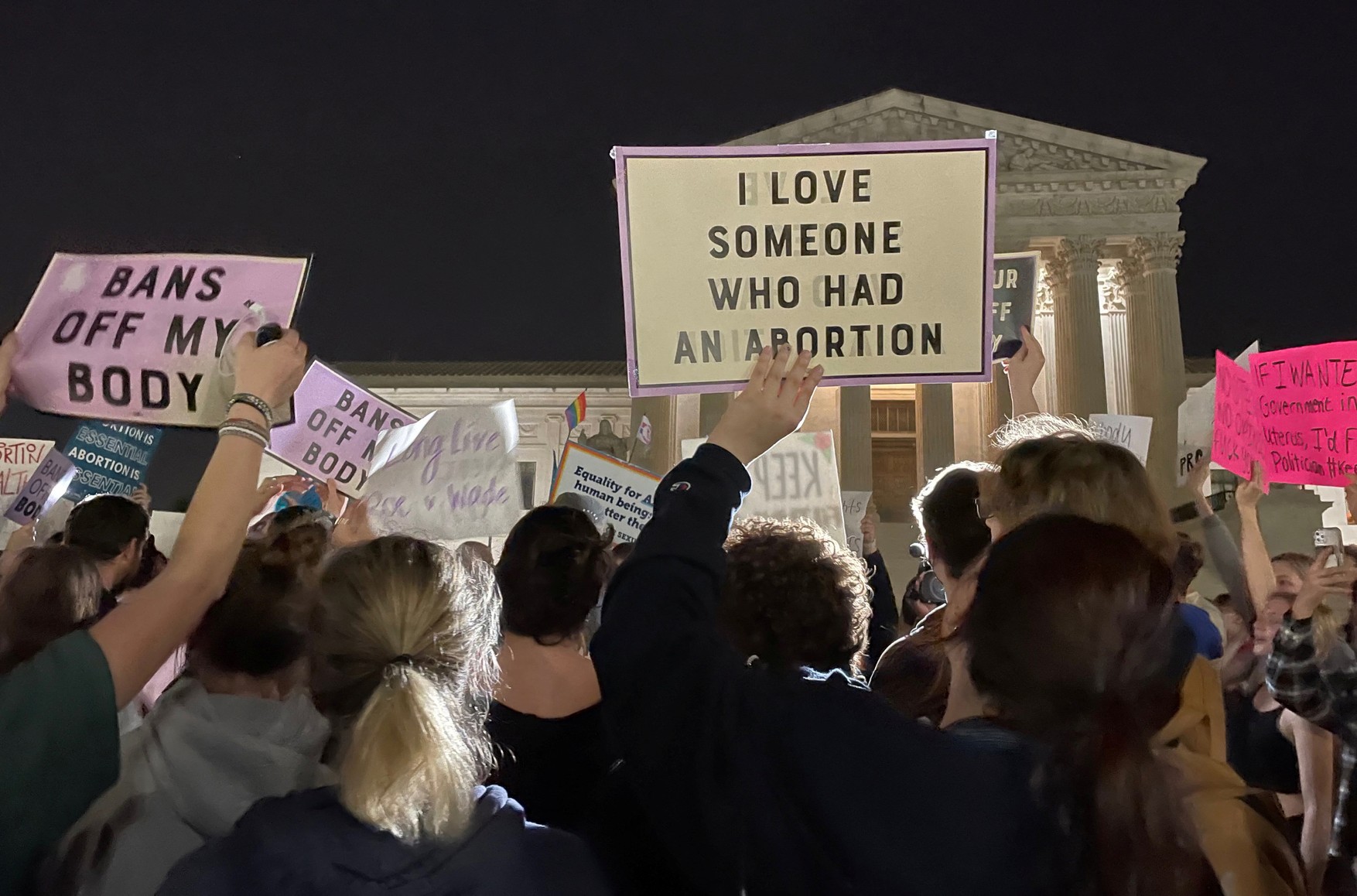 Politico: Верховный суд США может отменить право на аборты