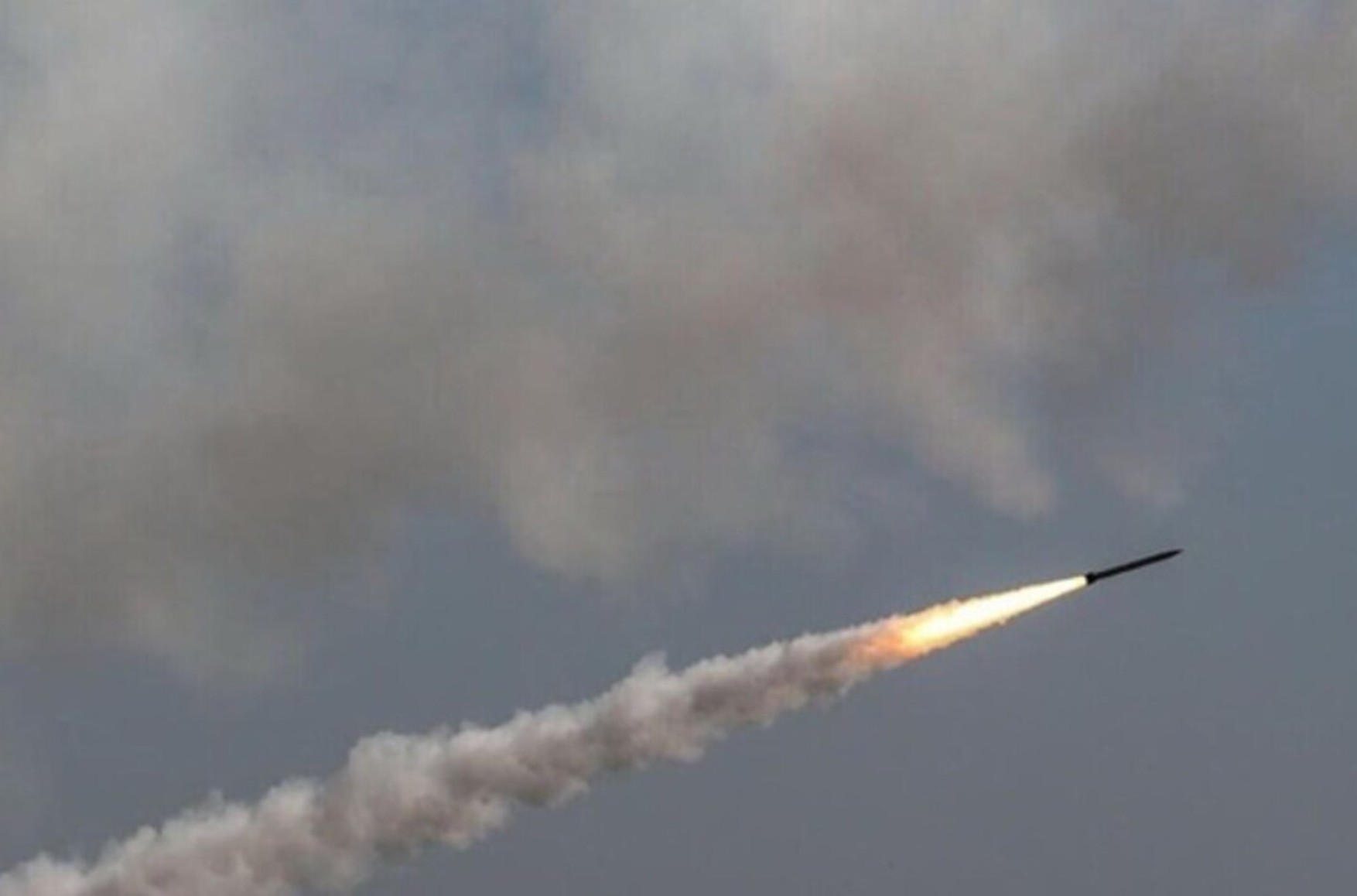По Львову и его окрестностям армия РФ нанесла массированный ракетный удар