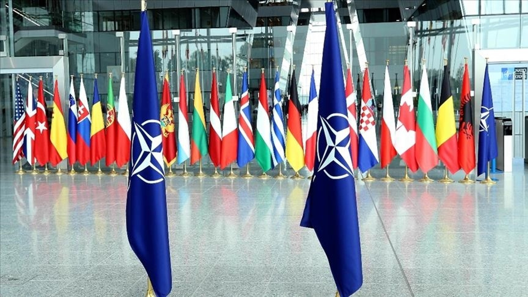 Bloomberg: Турция одобрит вступление Швеции и Финляндии в НАТО, если с нее снимут санкции за покупку российских С-400