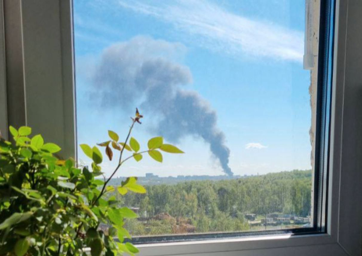 С начала войны в Украине на объектах ВПК и Минобороны РФ происходят пожары. Причинами называют нарушения пожарной безопасности или молчат