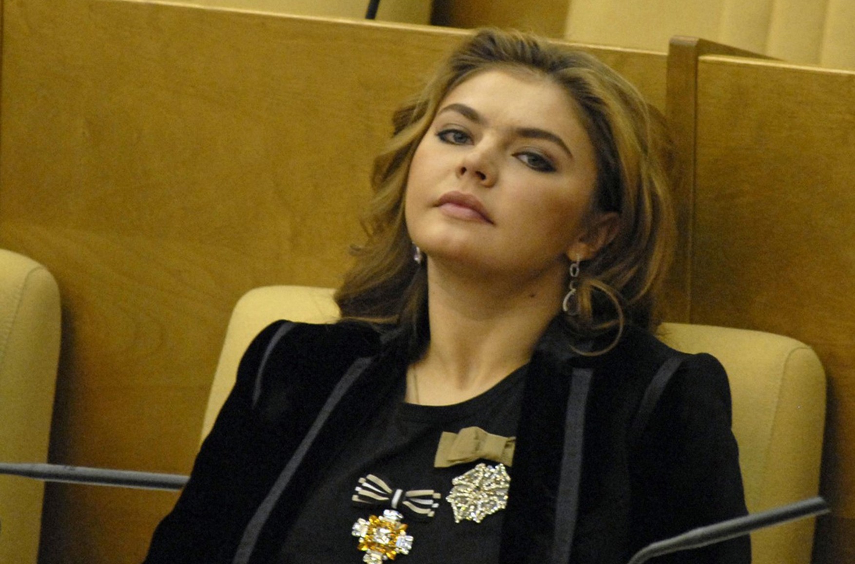 Алина Кабаева, основатель «Яндекса» Аркадий Волож и семья Пескова включены в санкционный список Евросоюза