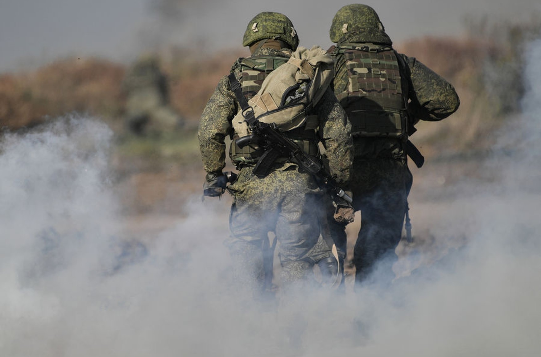 Сотни российских военных были уволены за отказ участвовать в войне с Украиной – WSJ