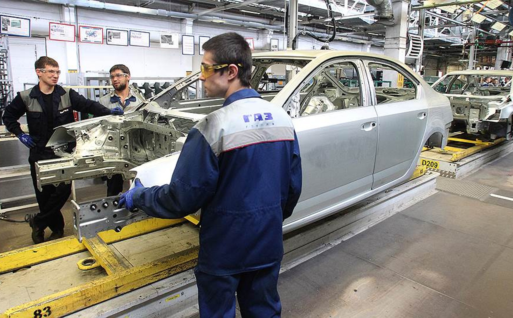Нижегородским сотрудникам Volkswagen предложили добровольно уволиться за шесть зарплат