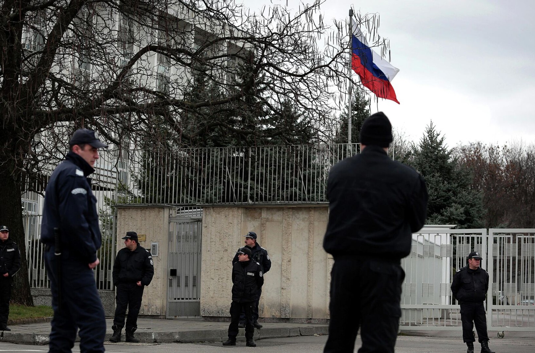 Из Болгарии по обвинению в шпионаже отозваны 70 российских дипломатов