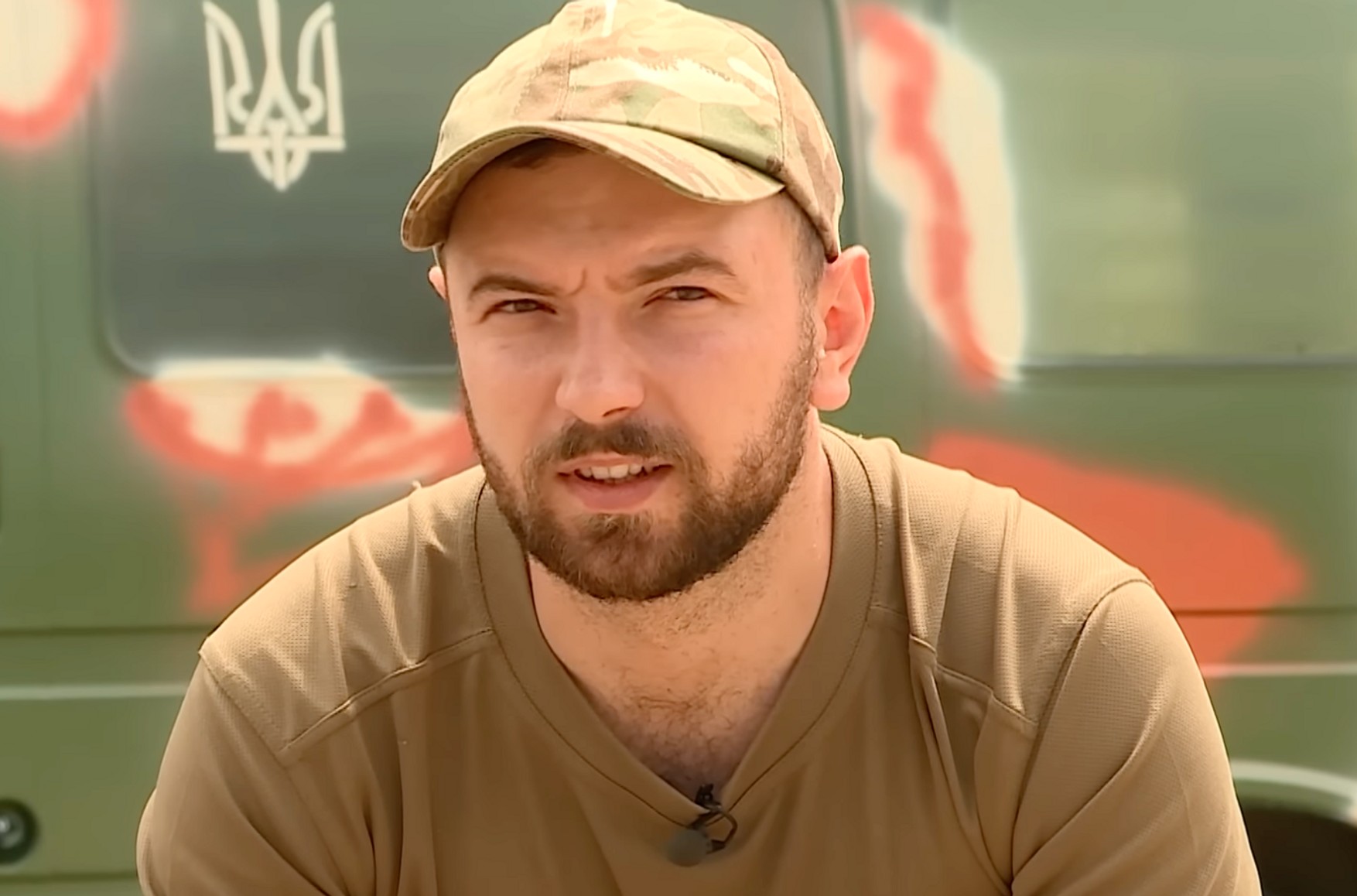 Полк «Азов» временно возглавил Никита Надточий. Ранее его эвакуировали из Мариуполя на вертолете из-за тяжелого ранения