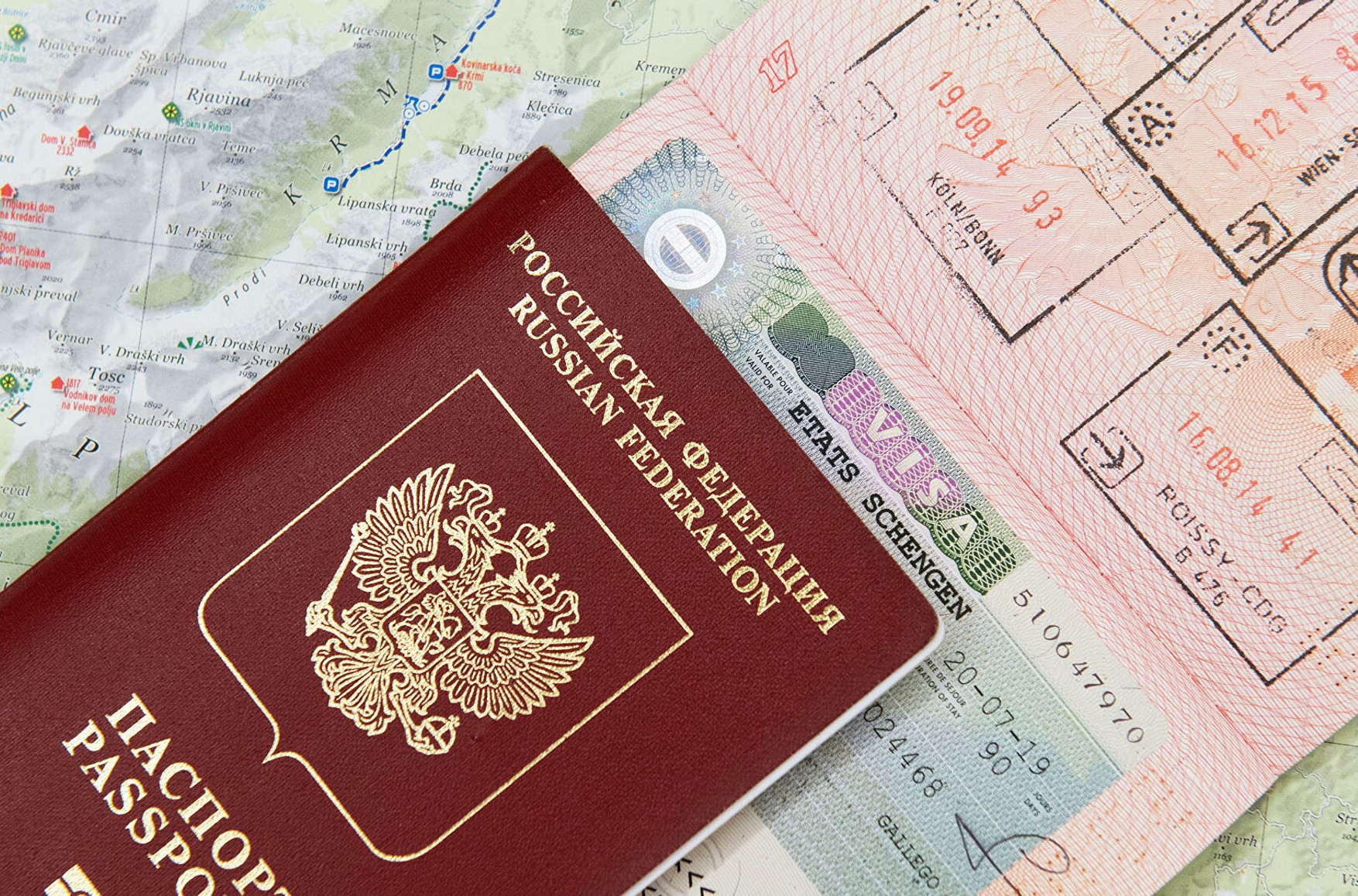 МИД РФ допускает прекращение выдачи россиянам шенгенских виз