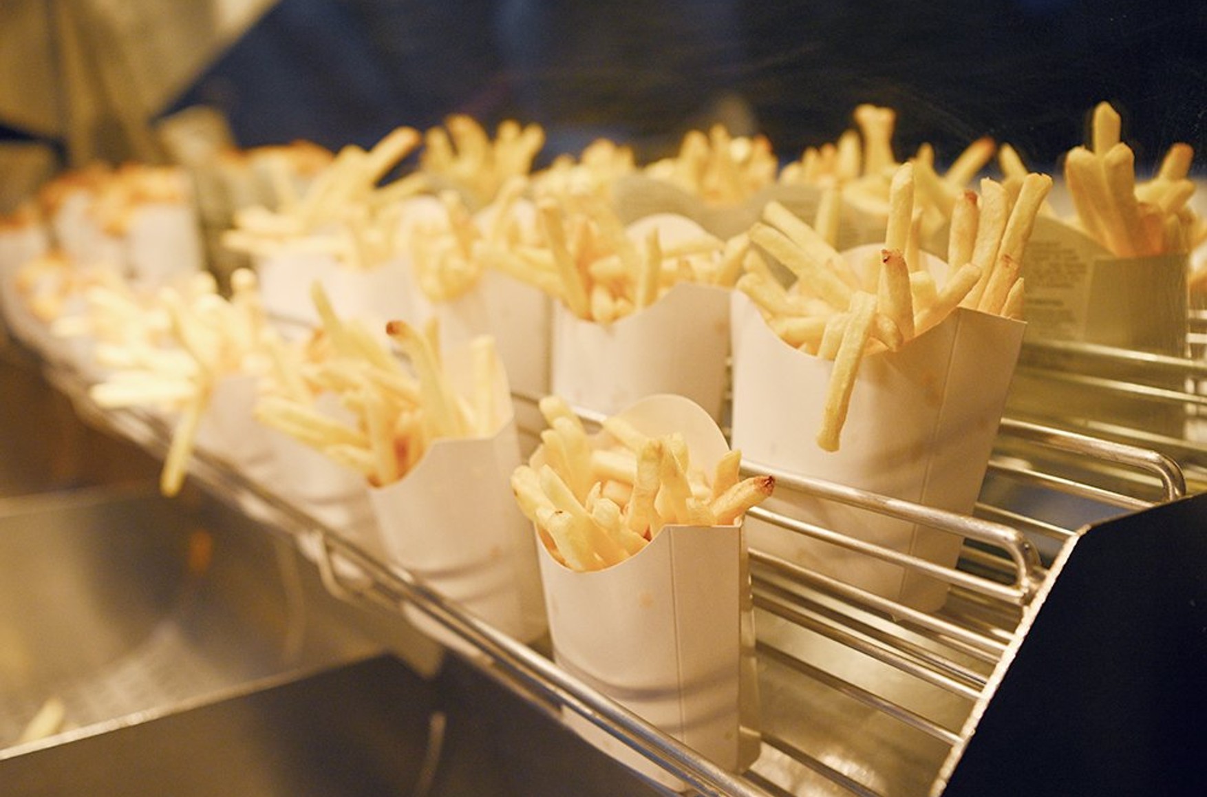 «Вкусно и точка» не смогла сохранить в меню картофель-фри из-за невозможности повторить бизнес-процессы «Макдоналдса»