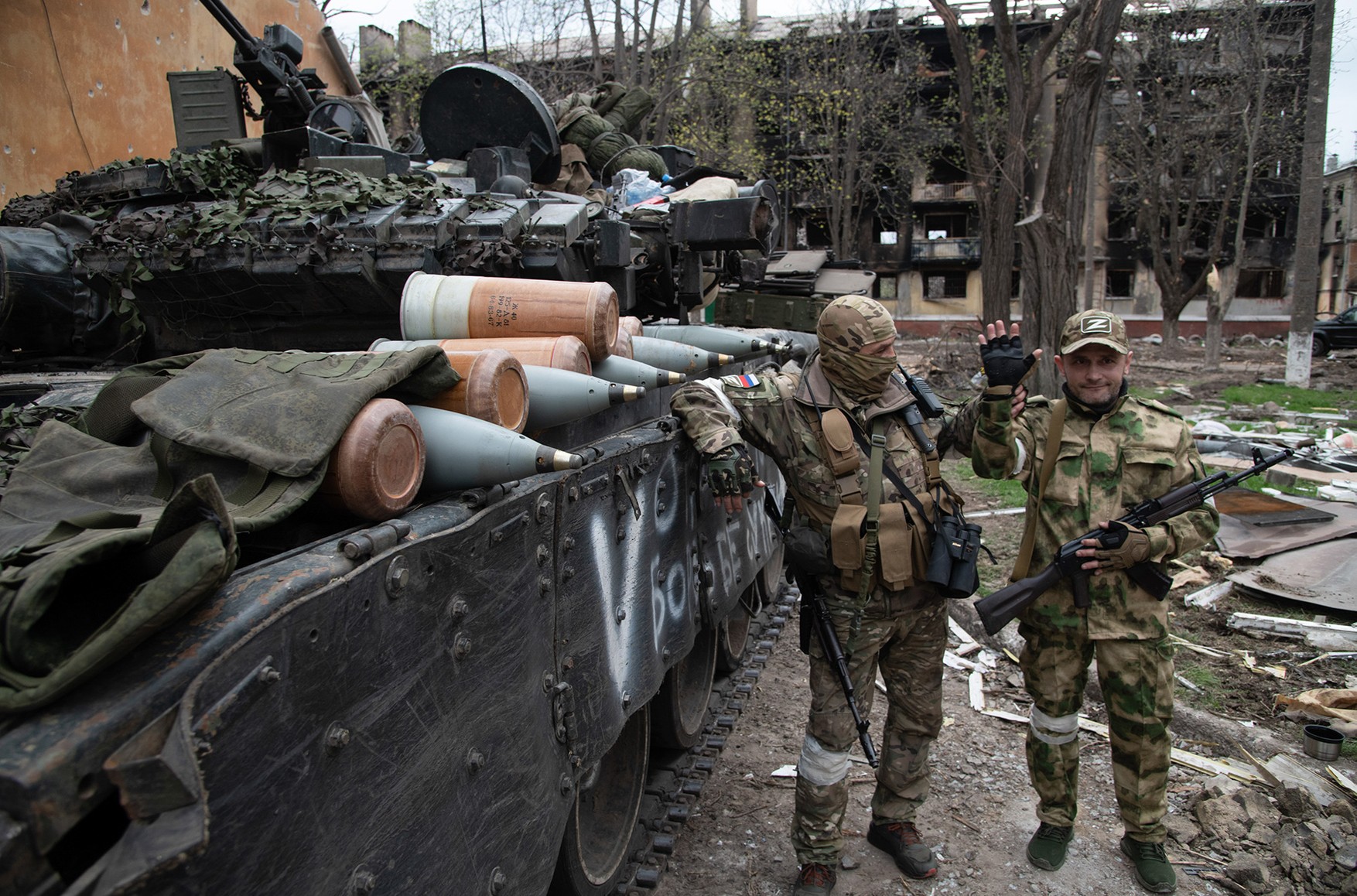 Свыше 1000 российских военных попали в окружение и запросили у Украины «зеленый коридор» — источники в ВСУ
