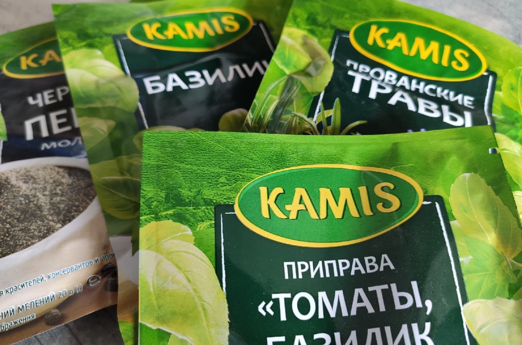 Производитель приправ Kamis может уйти из России — «Коммерсантъ»