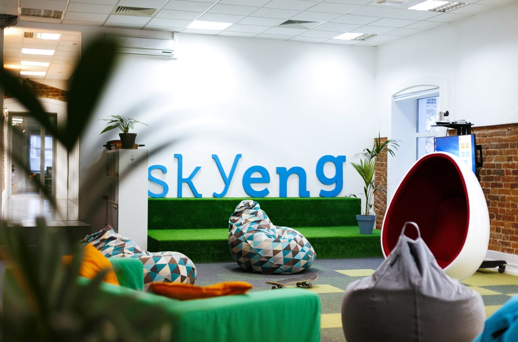 VK претендует на покупку онлайн-школы Skyeng — The Bell