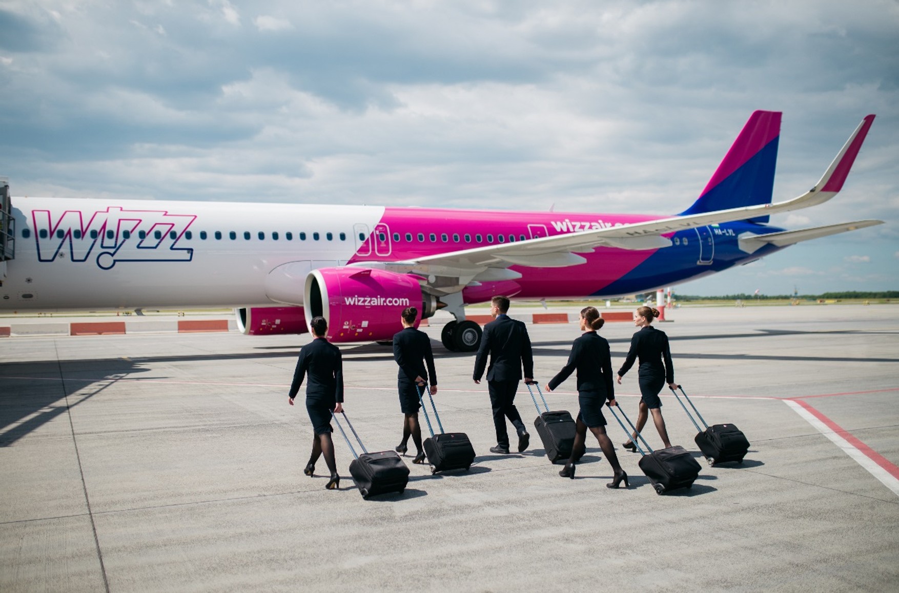Wizz Air решил не возобновлять рейсы между Москвой и Абу-Даби